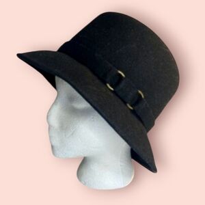 Betmor New York vintage black  100% wool bucket Detail  hat